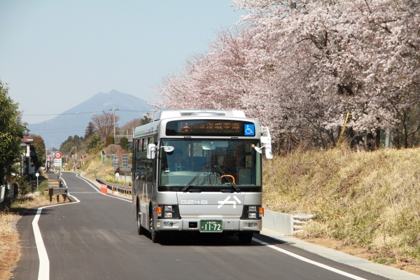 画像：鹿島鉄道跡地バス専用道化事業（かしてつバス）