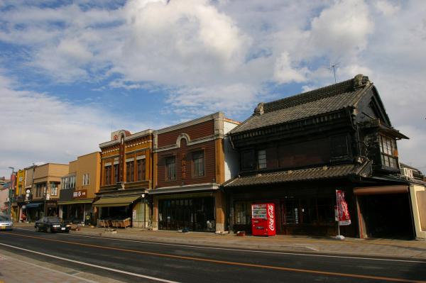 看板建築群