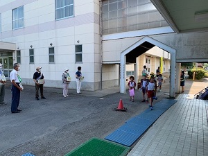 『R4.7.1東成井小学校』の画像
